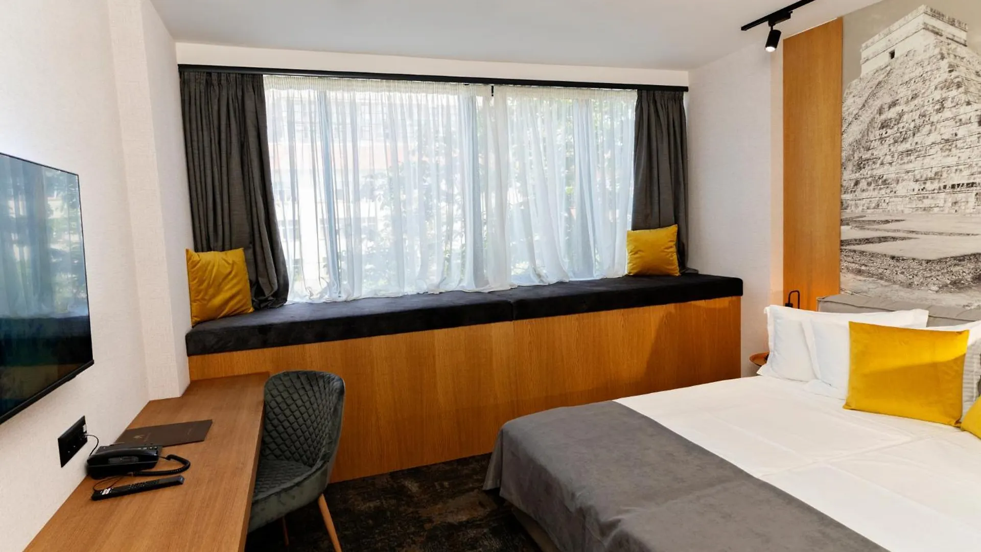 Mm Boutique Hotel Burgas City