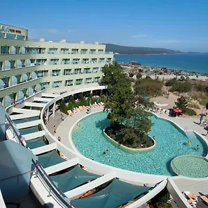 Otel Jeravi Club